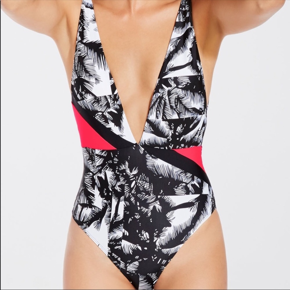 Fabletics Maro Maillot One Piece Swimsuit Size XS